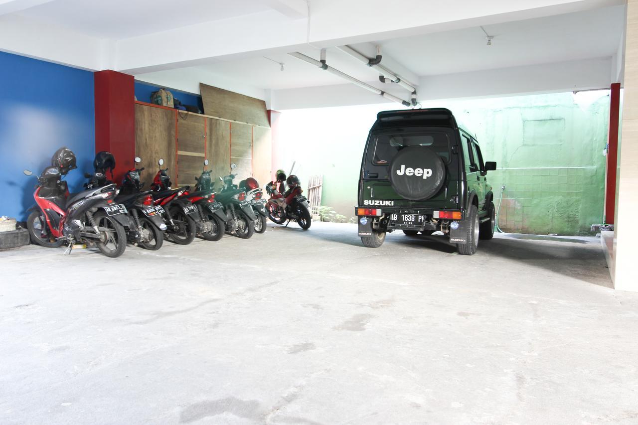 Reddoorz Plus Near Lippo Plaza Jogjakarta Yogyakarta Bagian luar foto